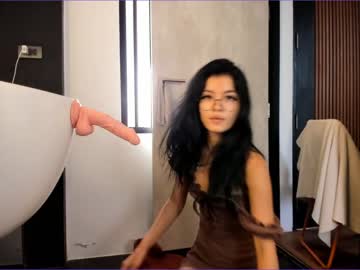 webcam girl akino_17 live cam image #2430107