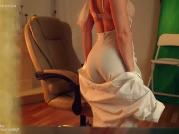 webcam girl artmosphera live cam image #6972788