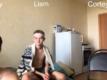 webcam man stralght_twinks live cam image #3570541