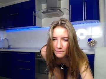 webcam girl ella__sweety live cam image #131069