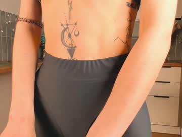 webcam girl maxinefoulkes live cam image #11448762