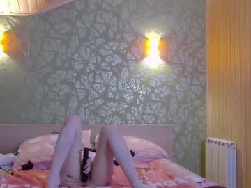 webcam girl relaxi_girl live cam image #2928311