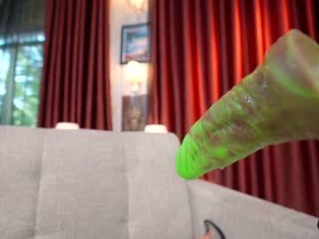 webcam girl mashayang live cam image #1747785