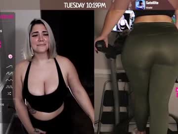 webcam girl milavalentinax live cam image #4780440