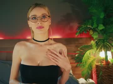 webcam girl kirsten_xxx live cam image #3718789