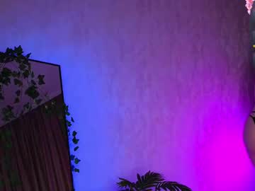 webcam girl noreenestabrooks live cam image #12627198