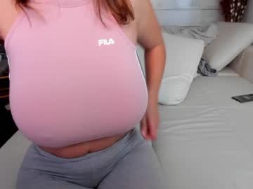 webcam girl dulceyjohn live cam image #5815821
