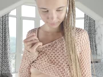 webcam girl infinite_reality live cam image #2736479