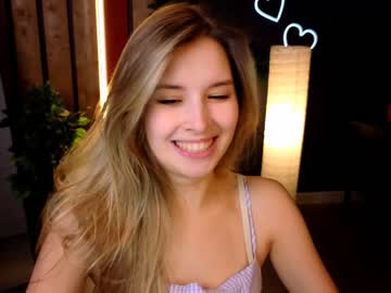 webcam girl milablush live cam image #5507552