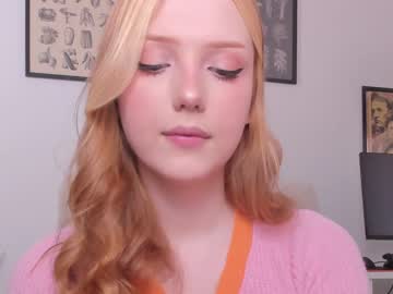 webcam girl lil_pumpkinpie live cam image #1837374