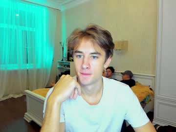 webcam man purple_gang live cam image #119898