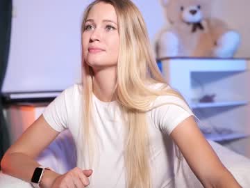 webcam girl stella_and_stephan live cam image #4091071