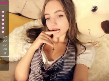 webcam girl wivibrockk live cam image #3682860