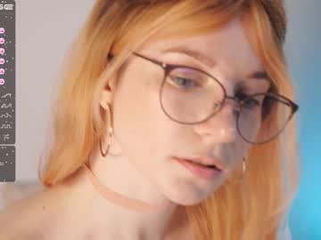 webcam girl illegaldream live cam image #6385460