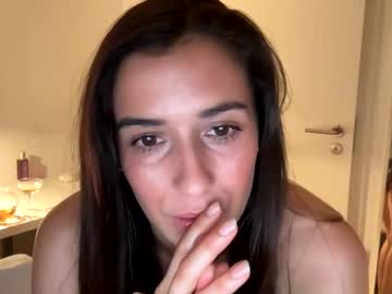 webcam girl la_belle_francaise live cam image #12628204