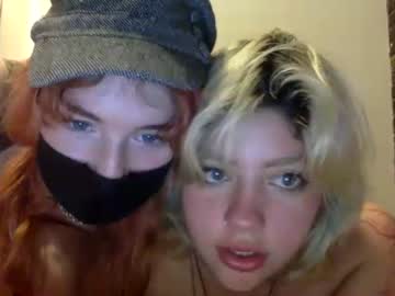 webcam girl kenzie202 live cam image #2008147