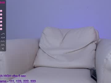 webcam girl sapphirealice live cam image #4536876