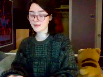 webcam girl soursou live cam image #7339184