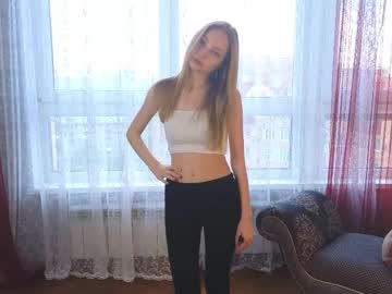 webcam girl constancedunnuck live cam image #12678895