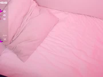 webcam girl aveksmr live cam image #4402846