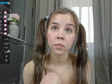webcam girl monika_youthfull live cam image #5835117