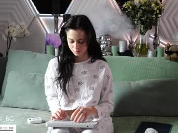 webcam girl taanni_bc live cam image #12415344