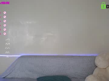 webcam girl fallen_angel_18 live cam image #6251879