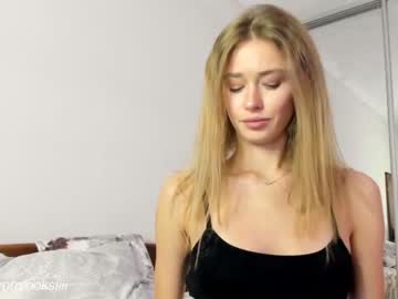 webcam girl oksanafedorova live cam image #1499268