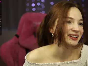 webcam girl _guesswhat_ live cam image #1244545