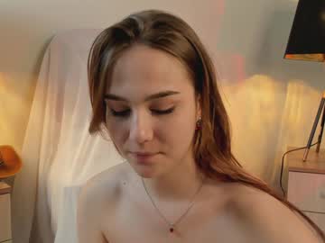 webcam girl tate_west live cam image #9521369