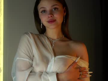 webcam girl a_whole_eternity live cam image #10312319