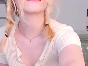 webcam girl illegaldream live cam image #10507838