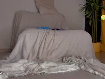 webcam girl megan_foxxx15 live cam image #2480597