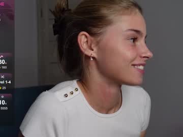 webcam girl abby_laker live cam image #11007848