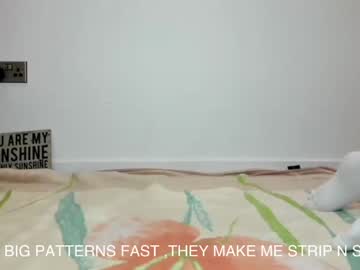 webcam girl you_are_my_sunshine live cam image #4106152