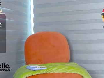 webcam girl belle_adrienne live cam image #7950714