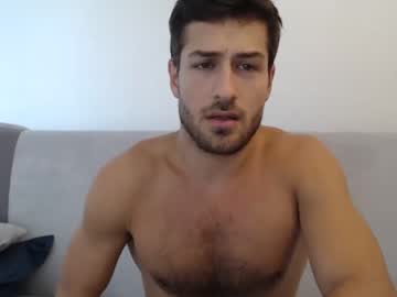 webcam man yoooups live cam image #2142137