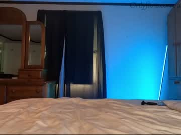 webcam couple ari_lovexo live cam image #3096325