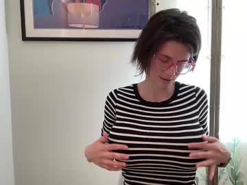 webcam girl naomi_reah live cam image #10474254