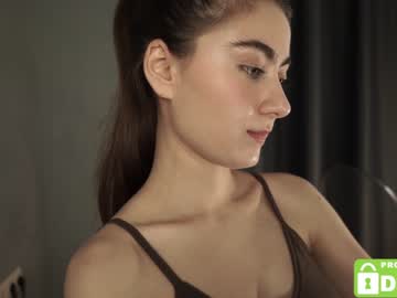 webcam girl tessarosse_ live cam image #6003111