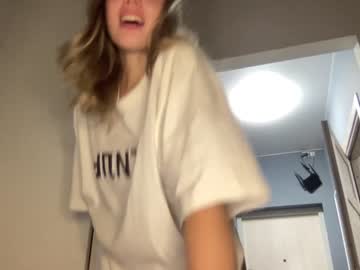 webcam girl angel_from_sky live cam image #7417395