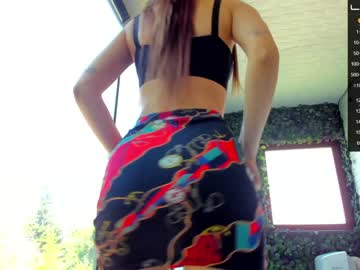 webcam girl sassyt33n live cam image #2611787