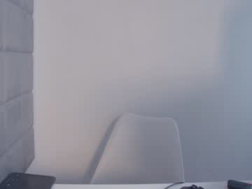 webcam girl careful_i_bite live cam image #7801862