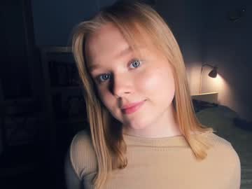webcam girl sun_shiiine live cam image #5579637
