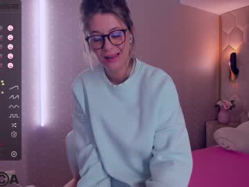 webcam girl stifler_mommy live cam image #5432276