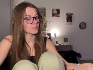 webcam girl venusenvyx live cam image #8929819