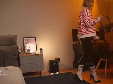 webcam girl bronnica live cam image #11927746