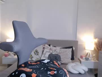webcam girl smileyouarehere live cam image #10462860