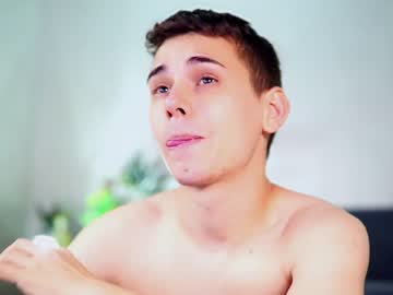 webcam man kevin_delvin live cam image #6541950