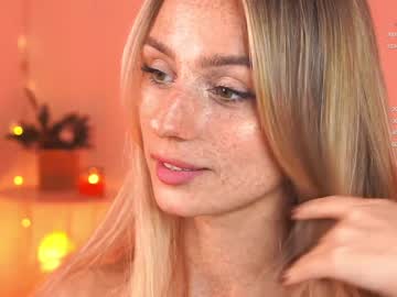 webcam girl artease live cam image #7965820